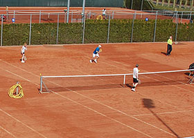 social tennis