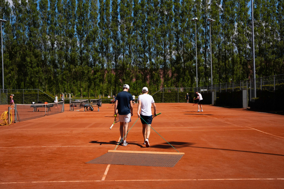 Well-Maintained Courts for Top Performance